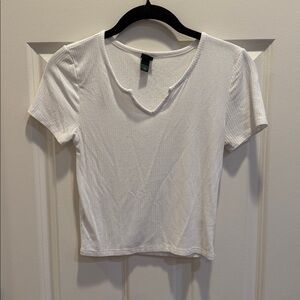 Wild Fable Ribbed V-neck T-shirt White size S and L